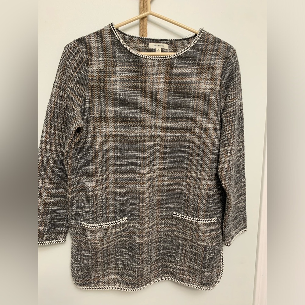 Max Studio Womens sweater